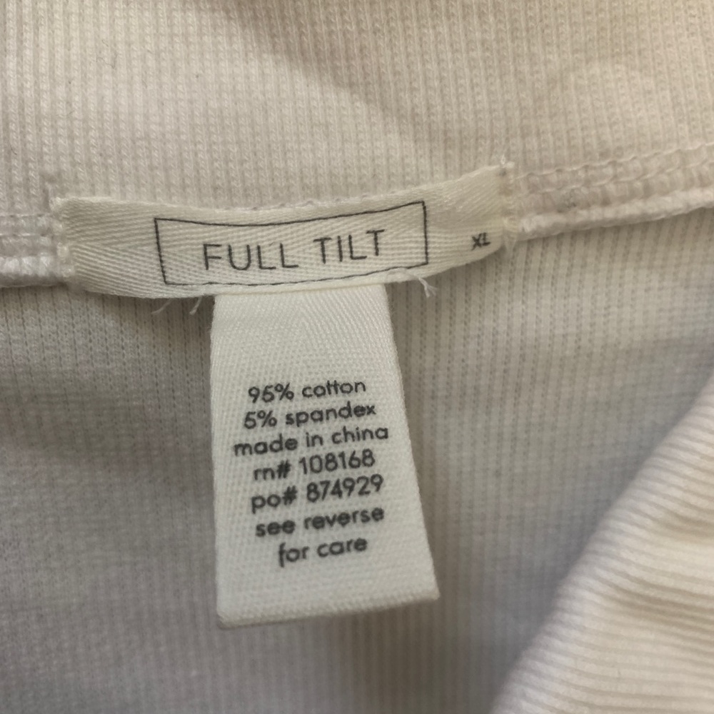 Plain cropped button down tee with collar !! Never worn (except to try on).